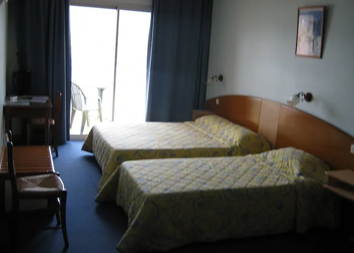 Hibiscus 2* Propriano (Corsica)