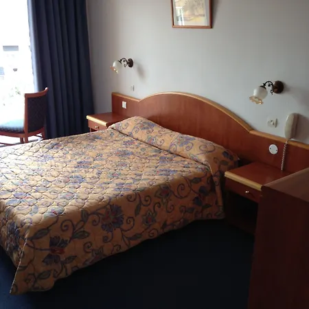 Hotel Hibiscus 2*