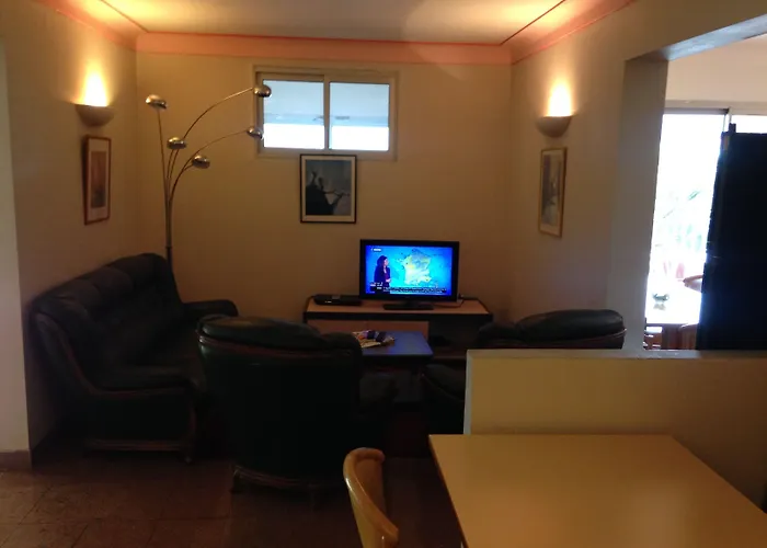 Hibiscus 2* Propriano (Corsica)